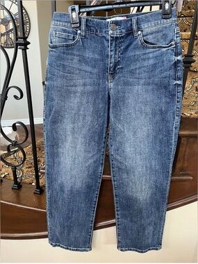 cabi #4707 Soho Jean. Size 6.